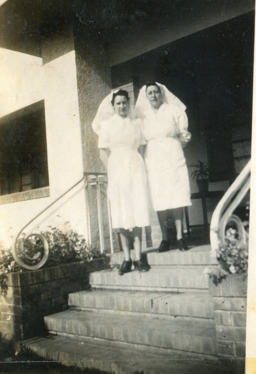 Srs Blake and Makins steps of Chelmsford Home, 1940s