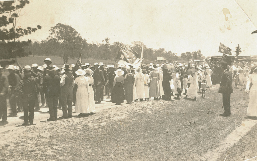 Parade of soldiers at Redbank, Ipswich, c.1915
