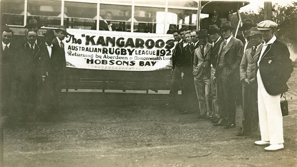 The 'Kangaroos" rugby league team returning from English tour, Melbourne, 1930