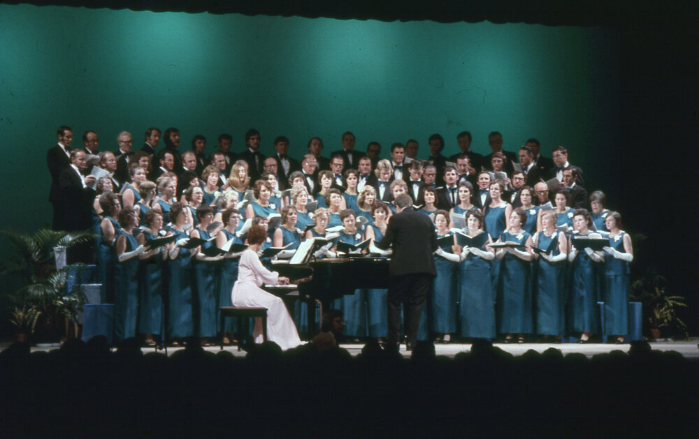 Opening night performance at the Ipswich Civic Centre, 19th July 1975
