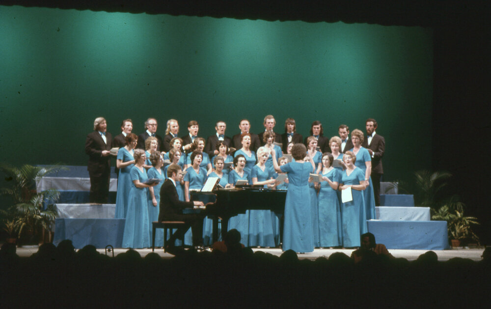 Opening night performance at the Ipswich Civic Centre, 19th July 1975