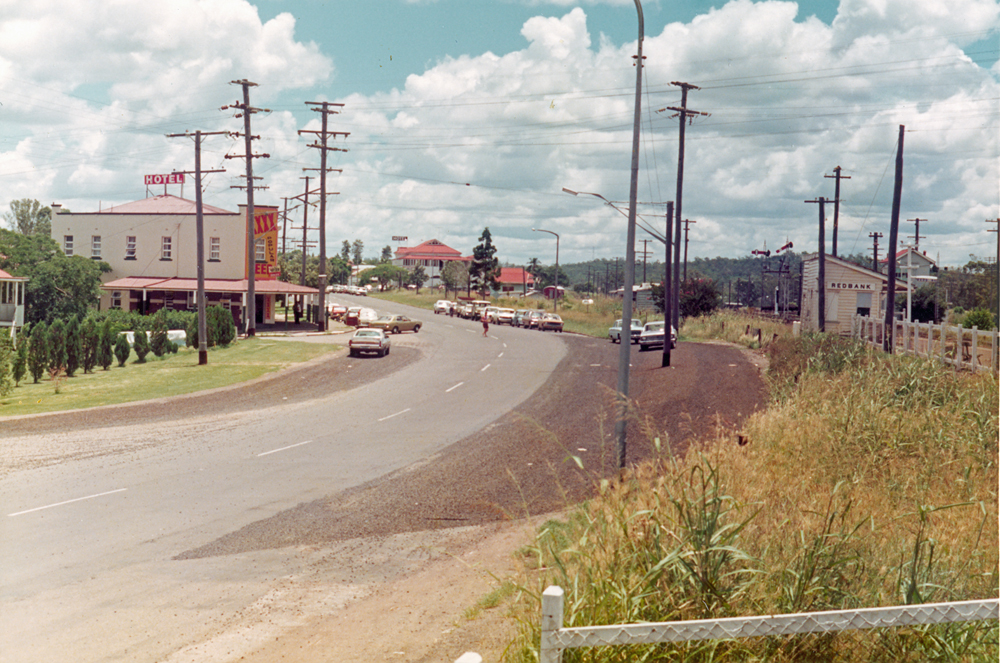 Hotel Kerwick on corner of Brisbane Road and Kerwick Street, Redbank, Ipswich, 1976