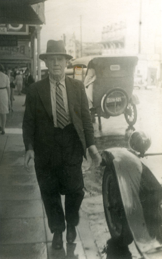 William Elliott, Brisbane Street, Ipswich, c.1940