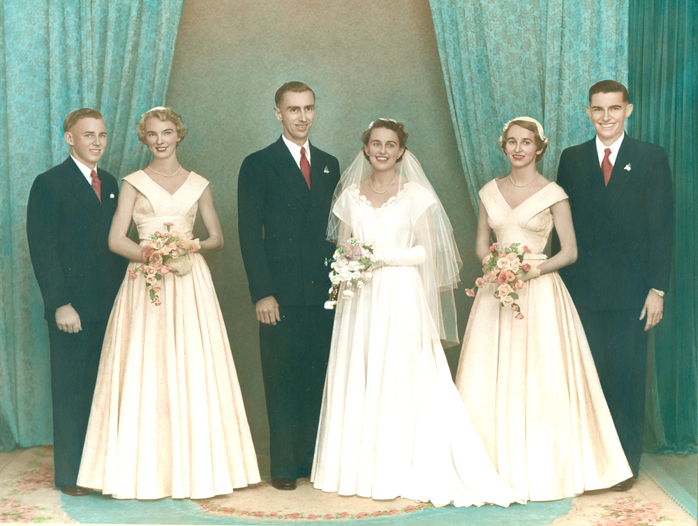 Bridal party of Jack  and Barbara Johnston (nee Sellars), Ipswich, 1955