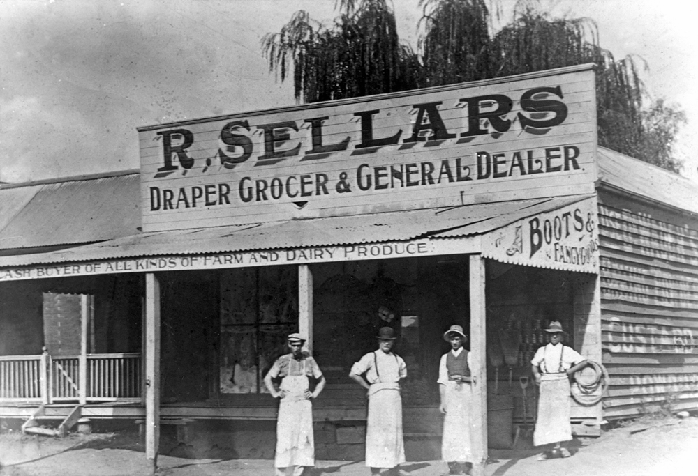 Store in John Street of R. Sellars &amp; Co., Rosewood, c.1925
