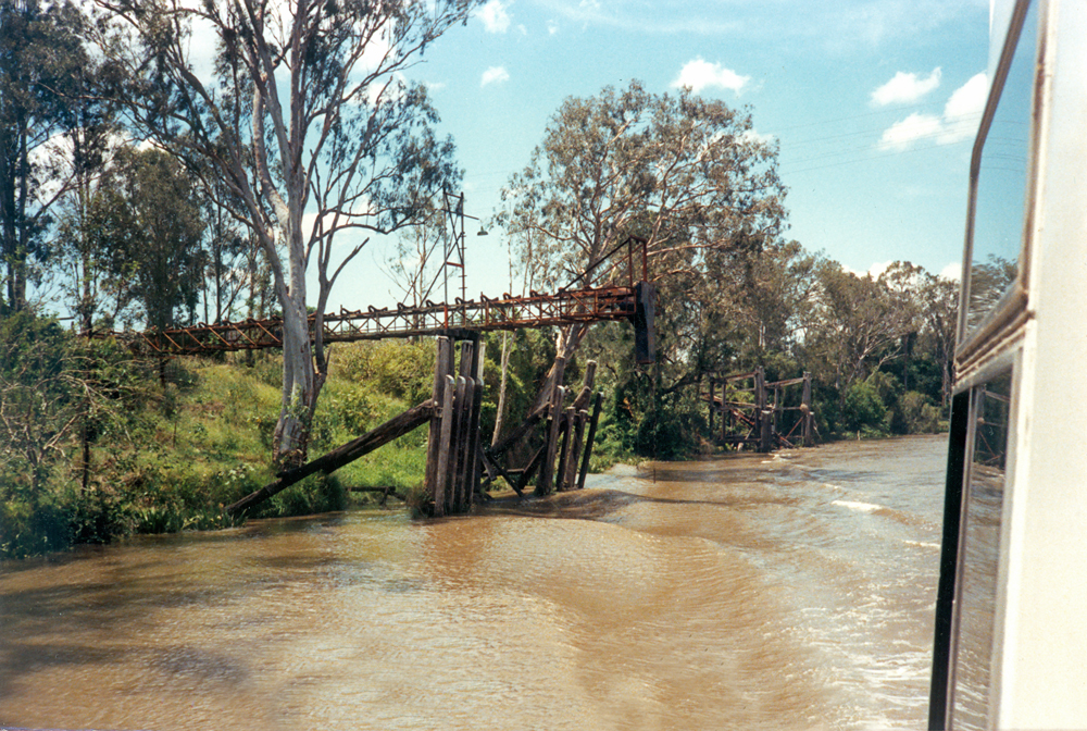Old coal loading shute on the Bremer River near Ipswich, 1986
