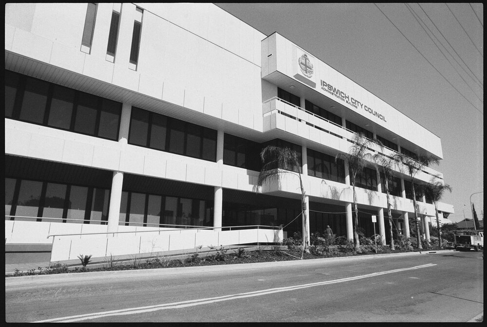Ipswich City Council Administration Building exterior from South Street, Ipswich, Queensland, August 1985