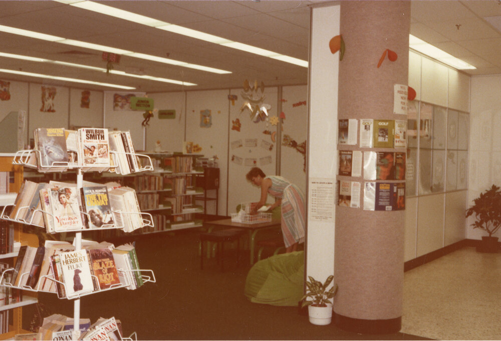 Redbank Plaza Library, Ipswich, late 1980s