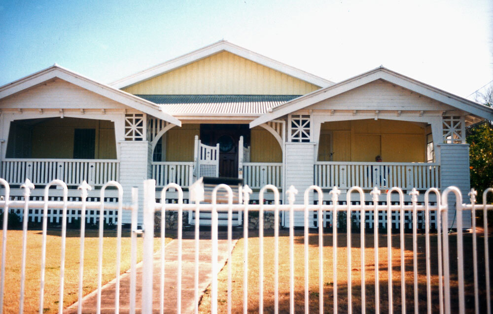 Burnett Street, no. 34, Sadliers Crossing, Ipswich, 1991