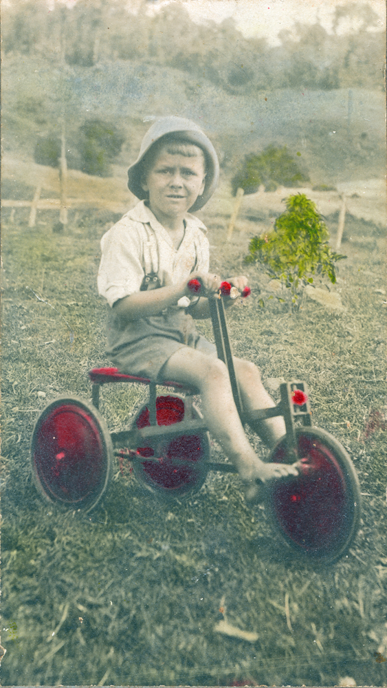 Jack Johnston on tricycle, Rosewood, Ipswich, 1936