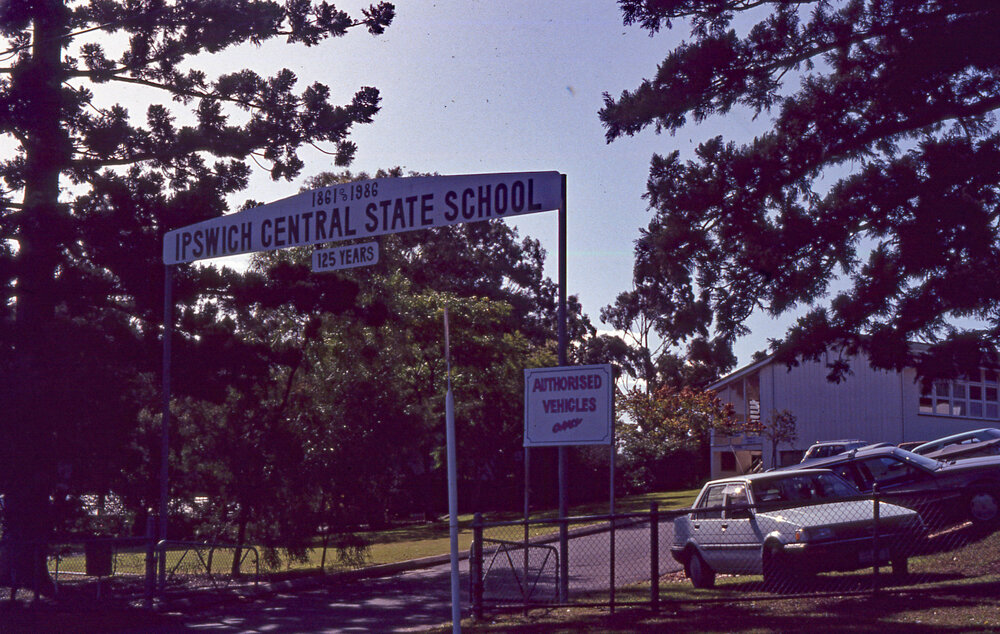 Ipswich Central State School, 1861-1986 sign, c.1992