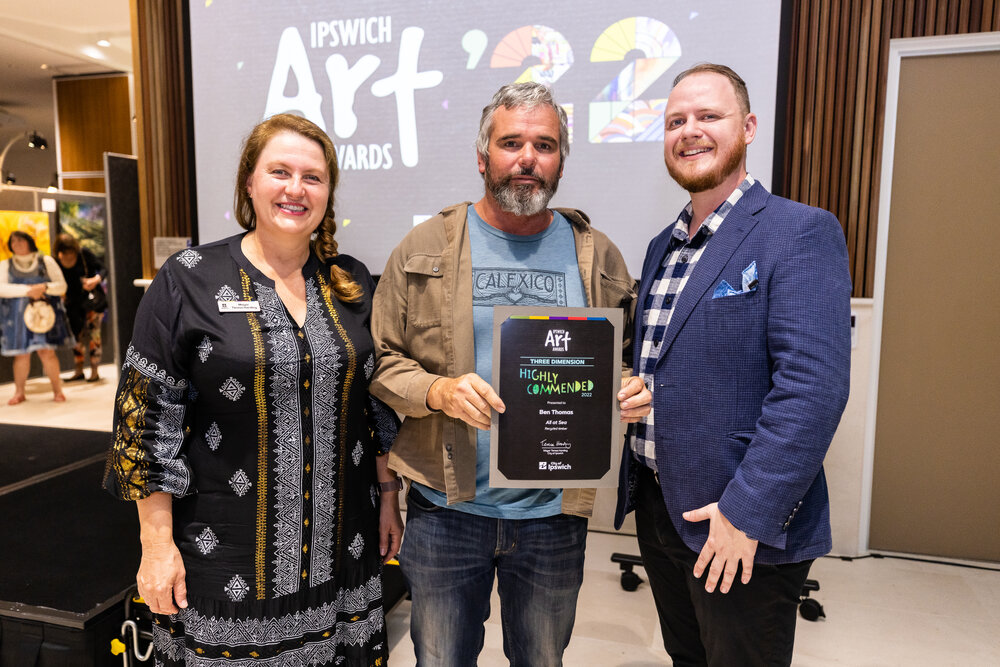 Mayor Teresa Harding, artist Ben Thomas, and Councillor Andrew Fechner, at the Ipswich Art Awards, 2022