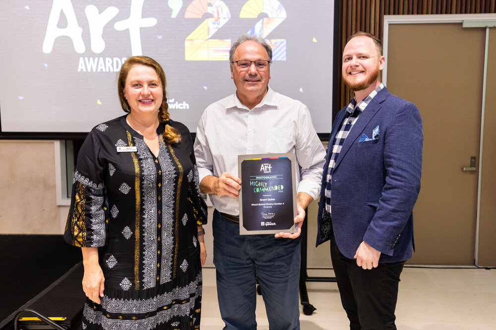 Mayor Teresa Harding with artist Grant Quinn and Councillor Andrew Fechner, at the Ipswich Art Awards, 2022