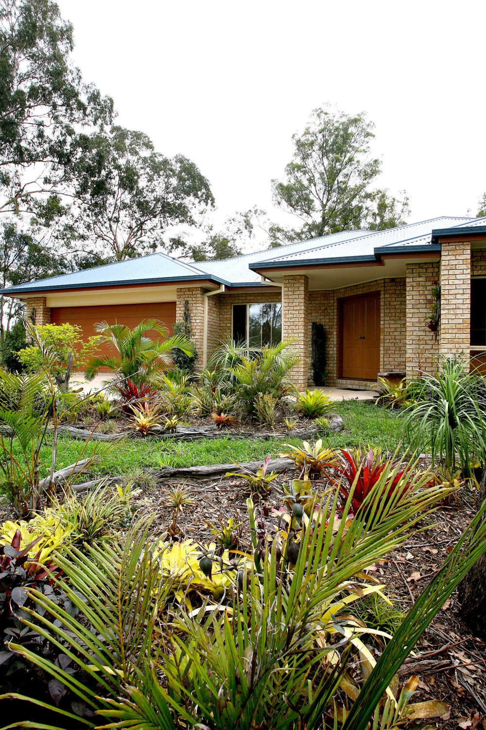 Third Avenue, no. 25-27, Barellan Point, Ipswich, February 2007