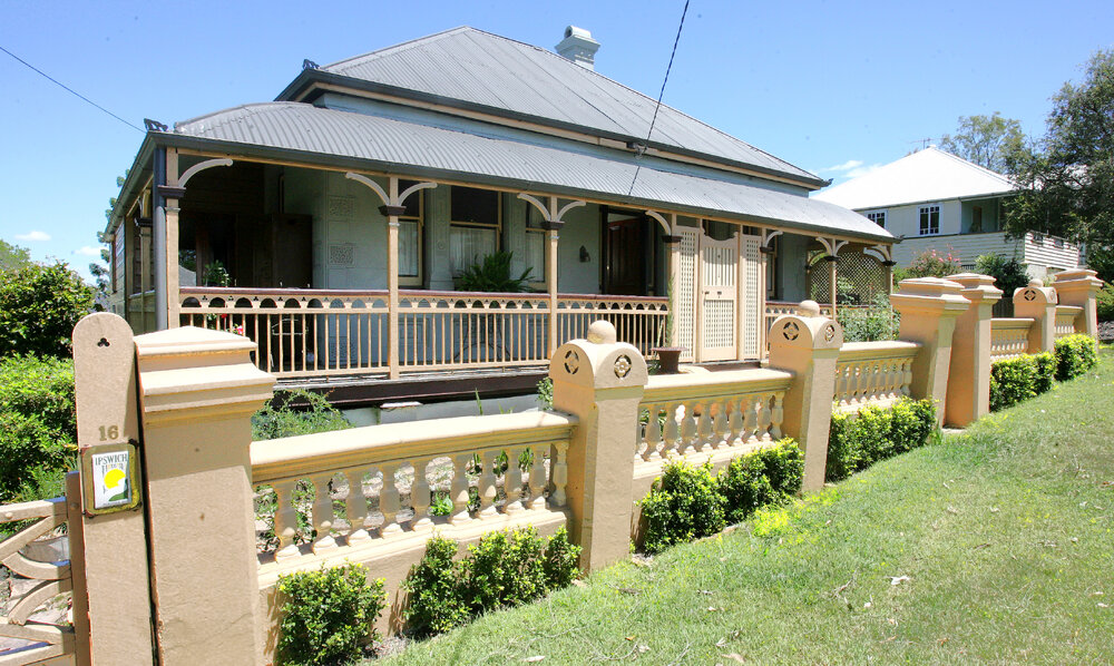 Unidentified house in Coalfalls, Ipswich, October 2008