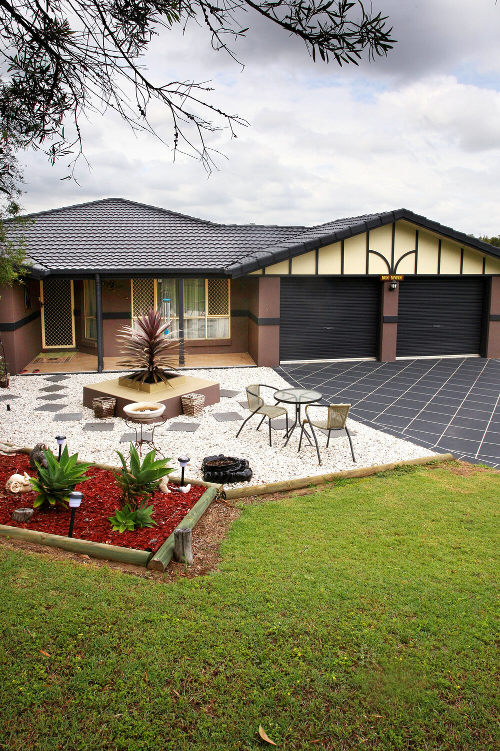 Kerr Court, no. 3, Brassall, November 2008