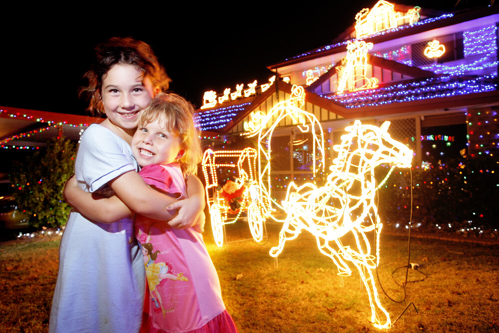 Best Neighbourhood QT Christmas Lights Competition winners  from Newstead Court, no. 10, Redbank Plains, Ipswich, December 2009 