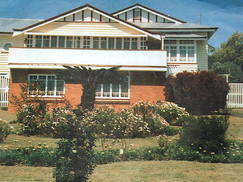 Ipswich Heritage City bed and breakfast house, Ipswich, June 2004