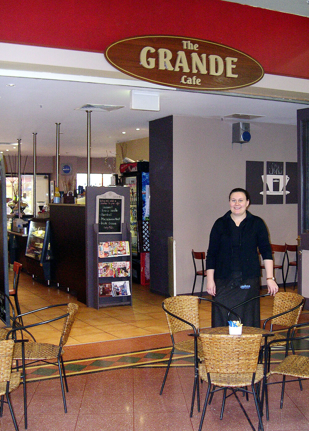 Juanita Birt at The Grande Cafe at Forest Lake Village, Ipswich, June 2004