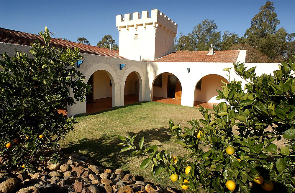 La Bella Vista, Ipswich, June 2004 