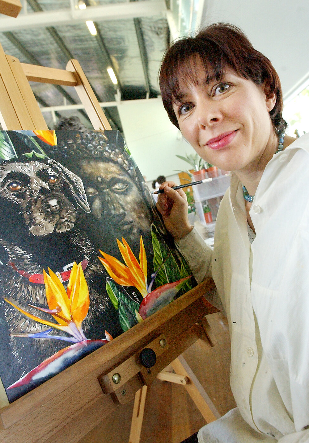 Pet portraitist, Helen Meadows at the Glebe Rd Home Gardener's Expo, Ipswich, August 2004 