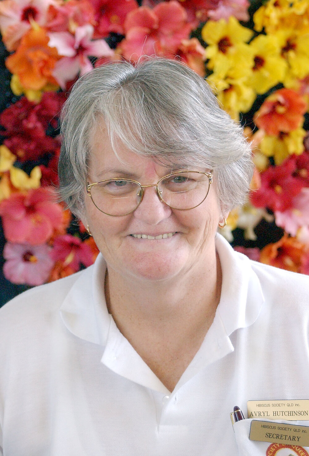 Avryl Hutchison from the Hibiscus Society at Glebe Rd Home Gardener's Expo, Ipswich, August 2004 