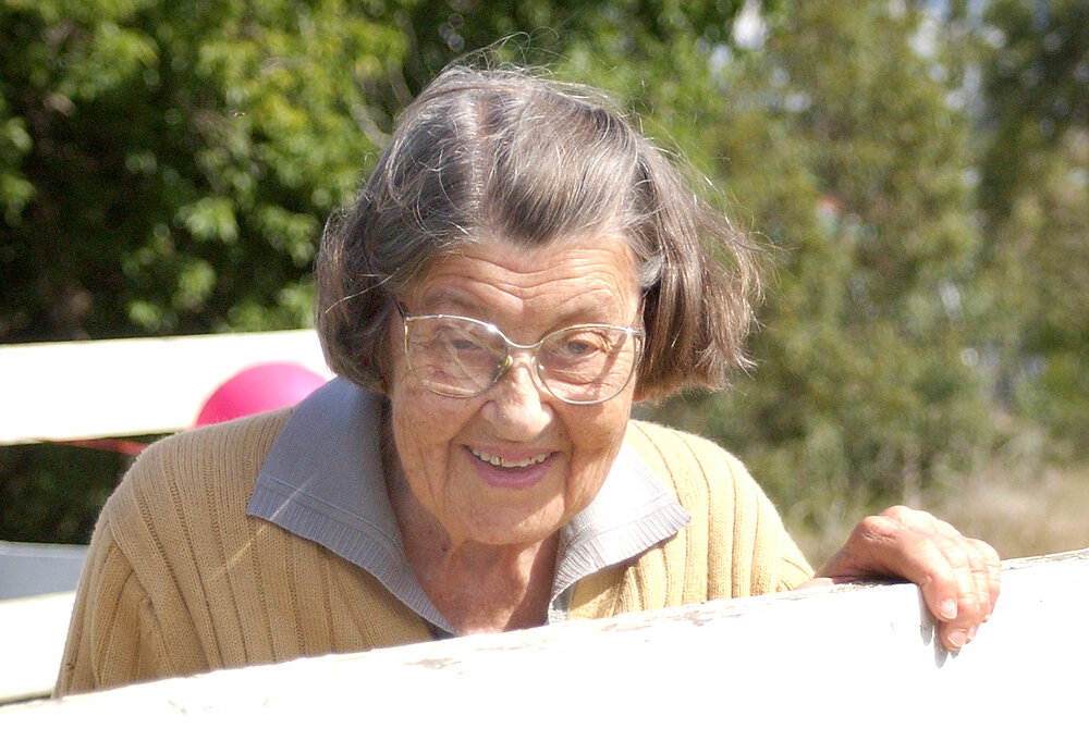 Viva Cribb at the Heiner Road bridge, Ipswich, September 2004 