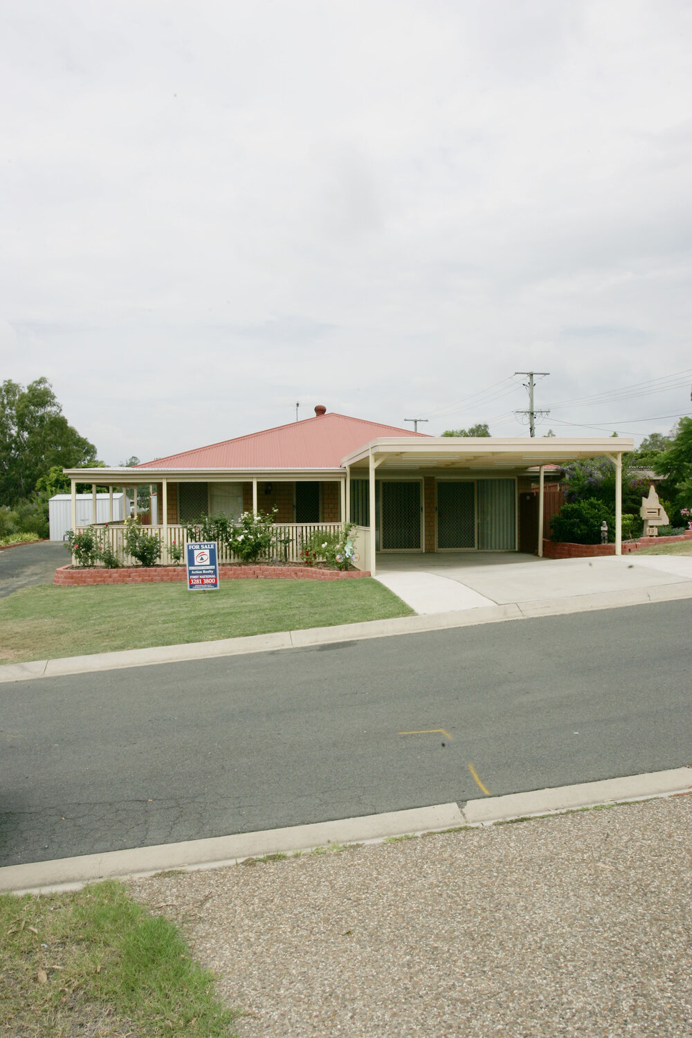 Jupiter Street no. 19, Wulkuraka, Ipswich, January 2005 