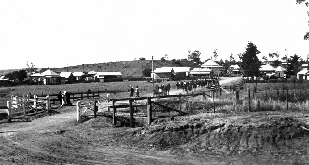 Street scene in Marburg, Ipswich, before the railway line of  1911