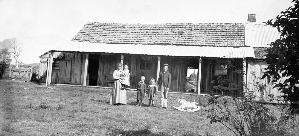 Cook family, near Laidley, 1900