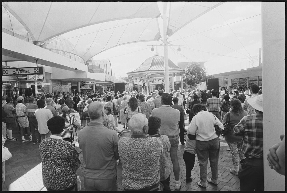 Crowd watching John Williamson perform under the rotunda, Ipswich Mall, Friday 19th August 1994