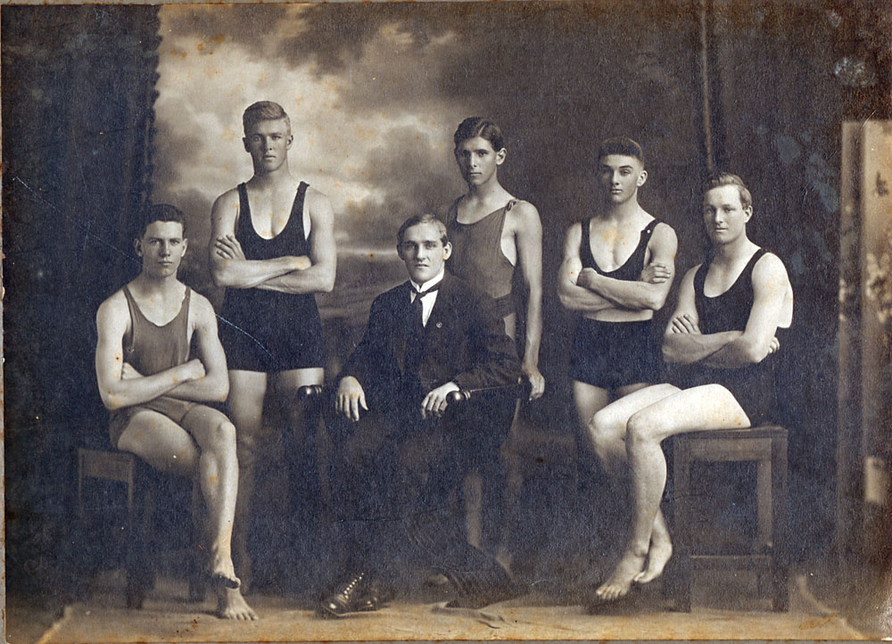 Ipswich Grammar School Swimming Team, Ipswich, 1924