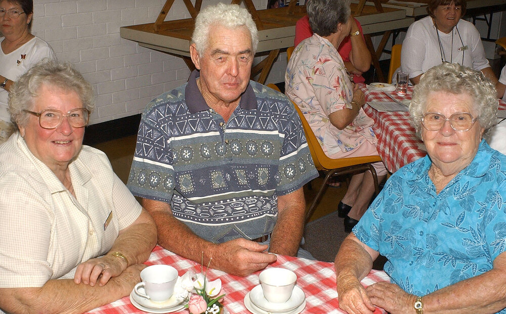 Mary and Rod Clarke with Brenda Duff at the Ipswich Red Cross morning tea in aid of the Asian tsunami victims, Ipswich, 12th January 2005 