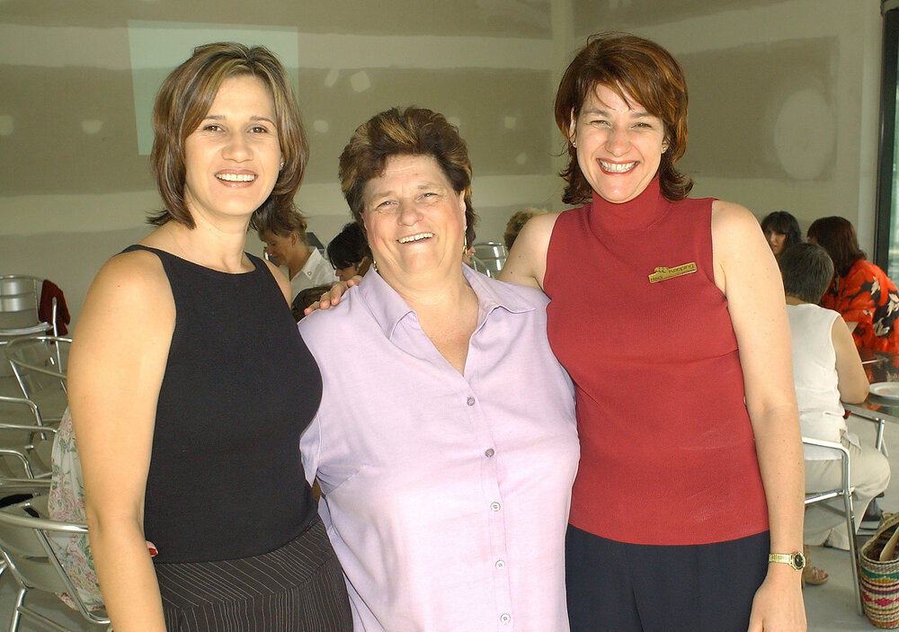Marlene Long, Carol Williamson and Heidi Hunter at the women's business breakfast, Ipswich, 19th January 2005
