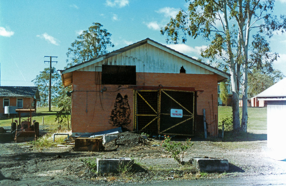 Westfalen Colliery No. 3, disused building, 21 Bailey Street, Collingwood Park, Ipswich, 1991