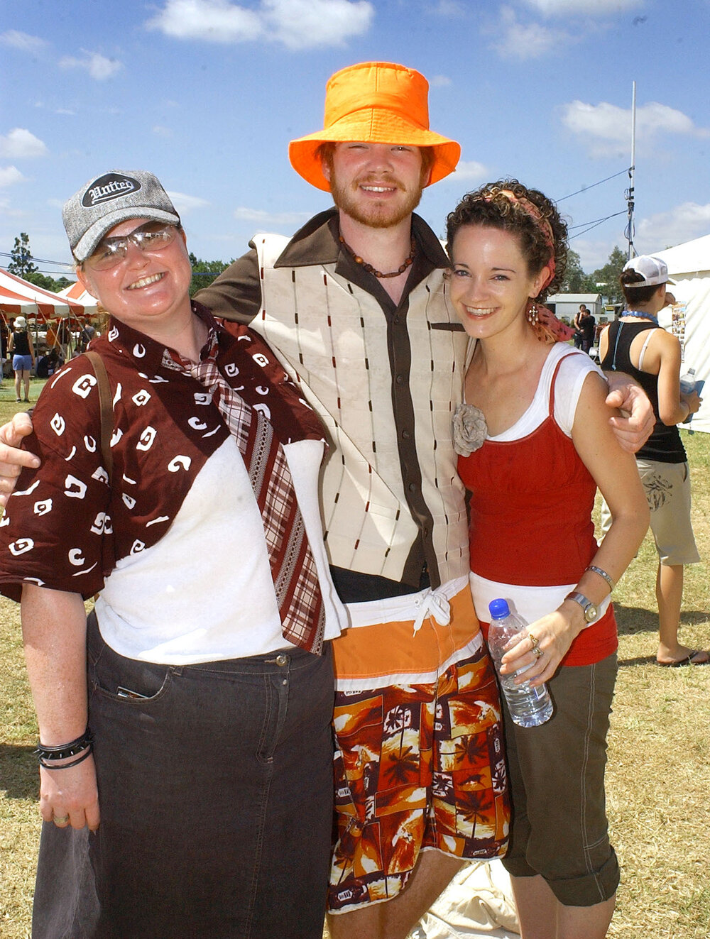 Simone Bull and brother Wes Bull from Cleveland hang out with Danielle Northey from Canberra at Sonfest, Ipswich, 21st January 2005