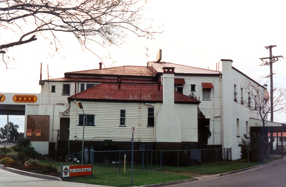 Hotel Kerwick, 1 Kerwick Street, Redbank, Ipswich, 1991