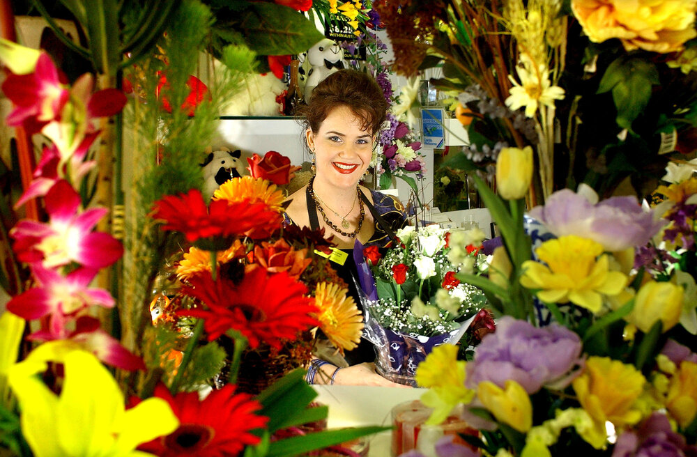 Angela Otto from Brassall Florist gears up for Valentines Day, Ipswich, 8th February 2005