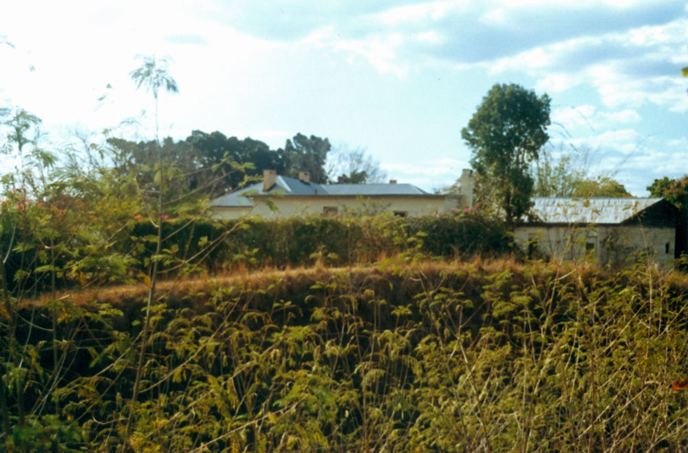 Clairmont (Claremont) at 5 Blackall Street taken from over railway line, East Ipswich, 1991