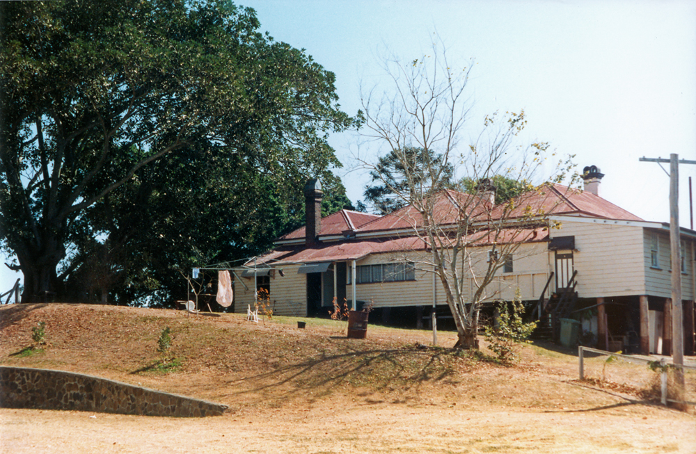 Karragaroo, 8 Karragaroo Street, Eastern Heights, Ipswich, 1991