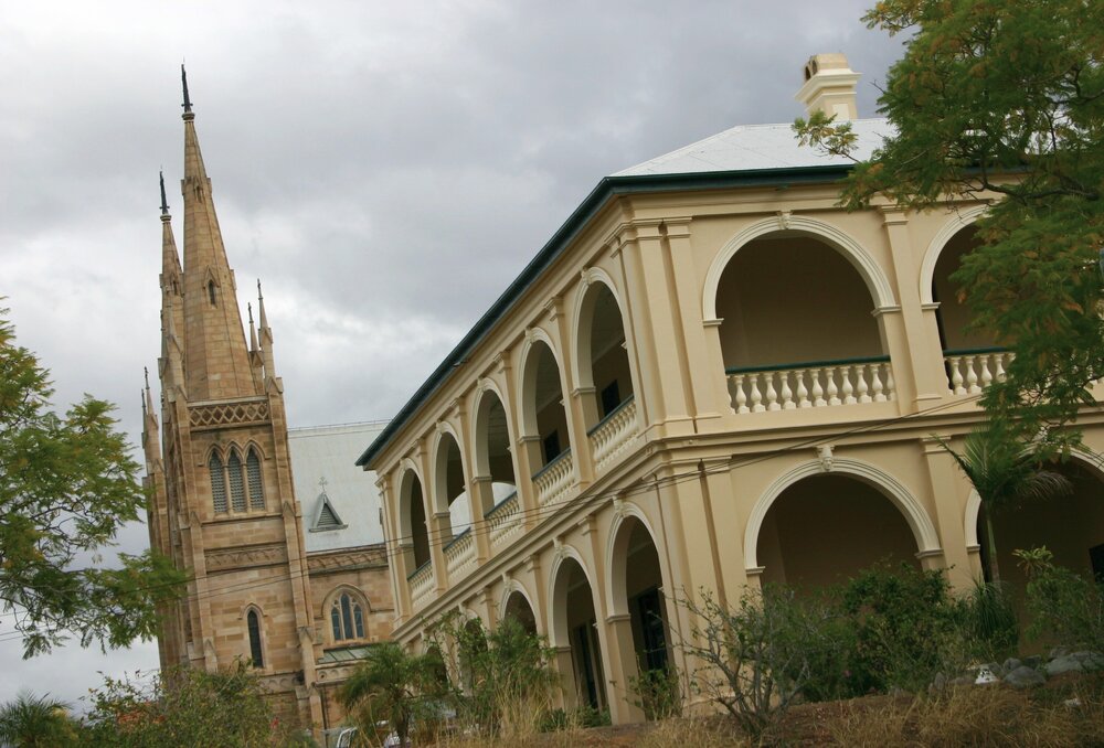 St Mary's Catholic Church with Presbytery in foreground, Woodend, Ipswich, 2004