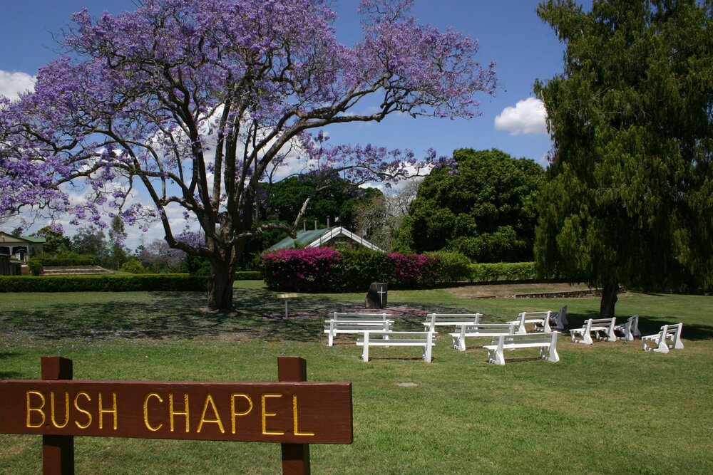 Bush Chapel at Queens Park, Ipswich, November 2004