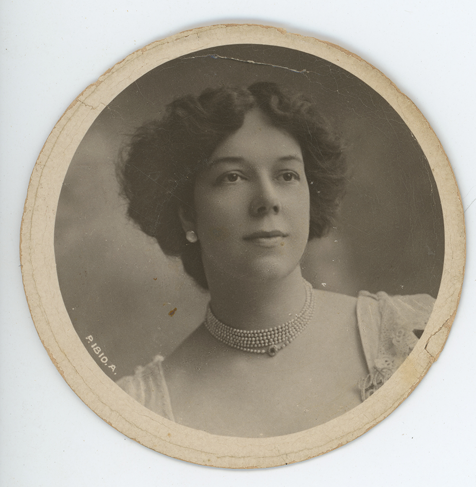 Josie Bytheway, Ipswich, 1900s