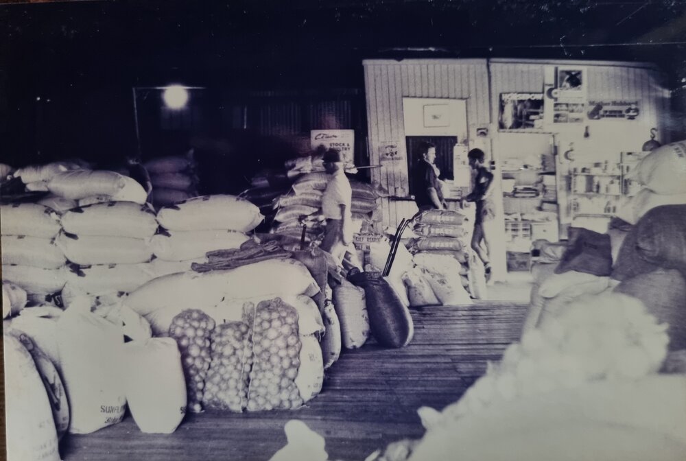 Risson's Produce Interior