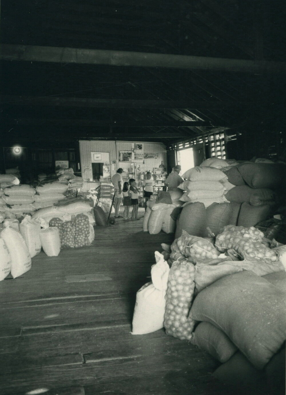 Risson's Produce Interior