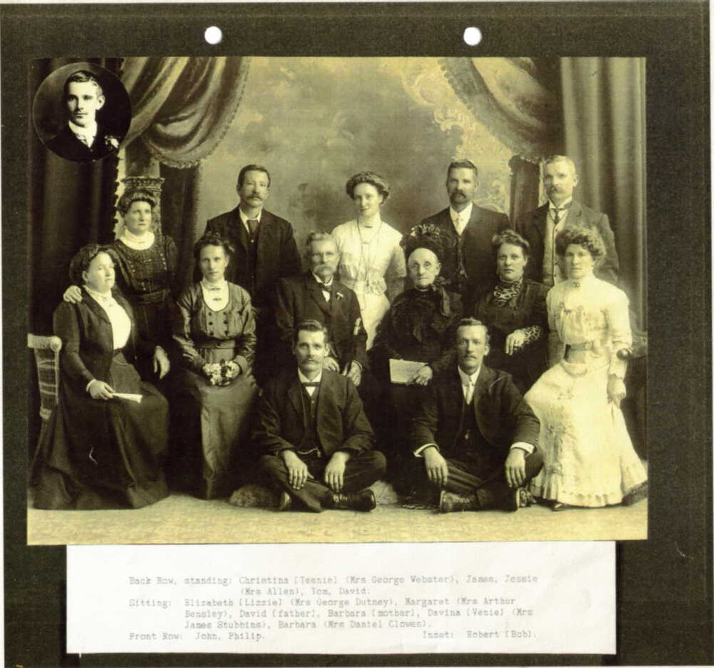 Portrait of Elder Family, 1910s