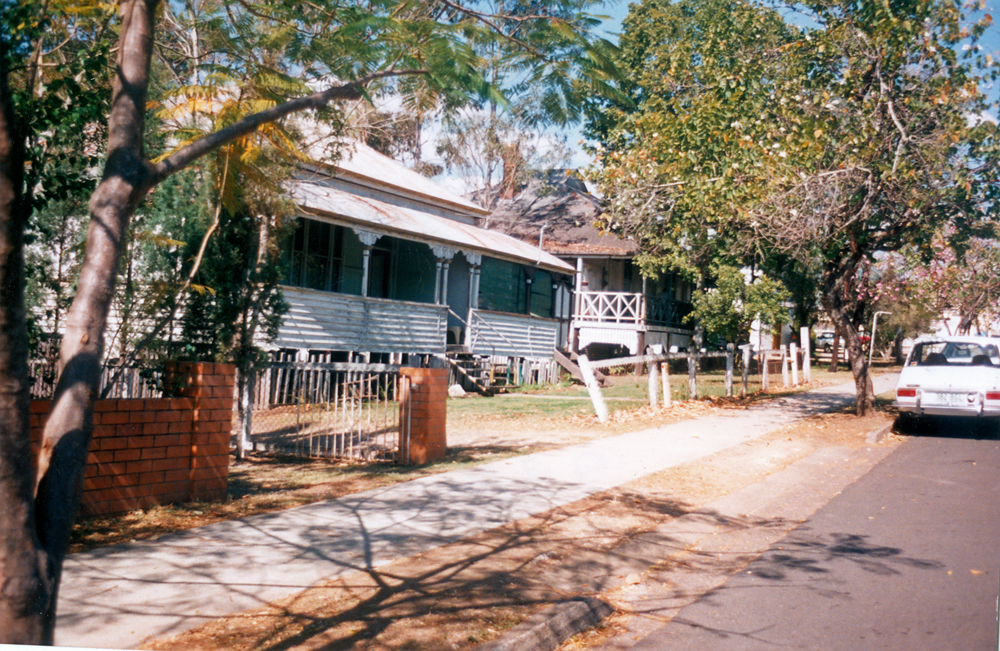 Chermside Road, numbers 85 and 84, East Ipswich, 1991