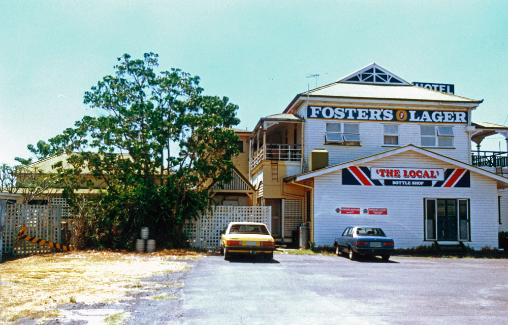 Commercial Hotel, No 72 Brisbane Road, Redbank, Ipswich, 1991