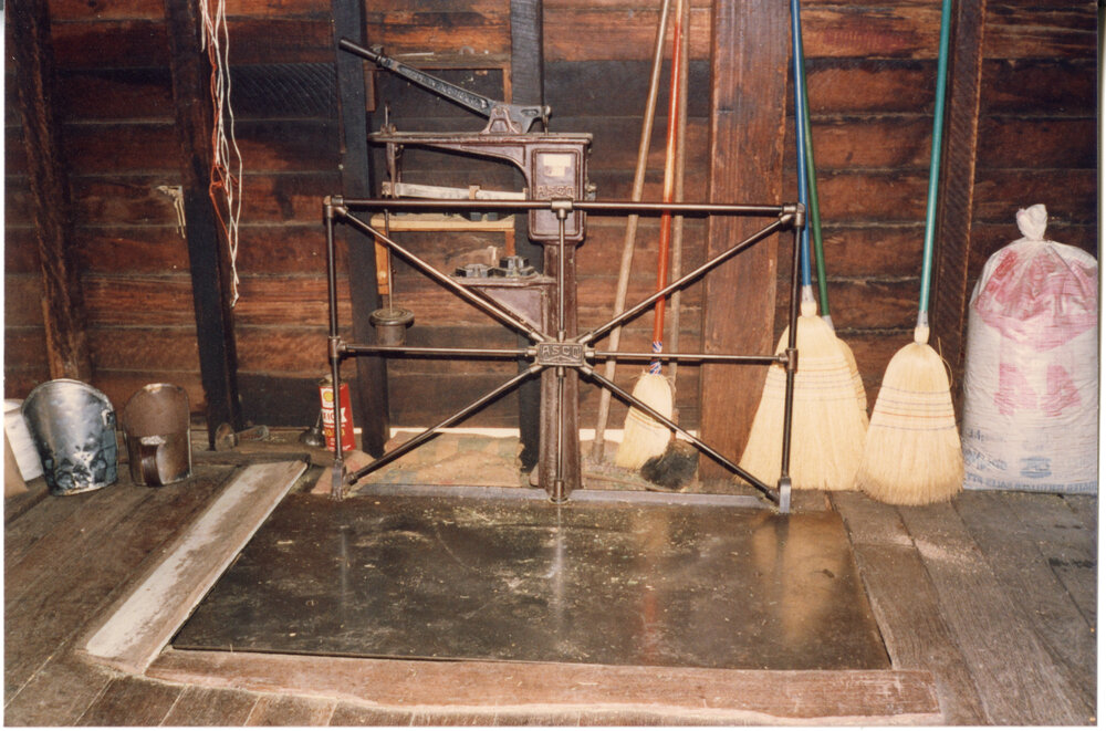 Weighing machines and dippers at Risson's Produce