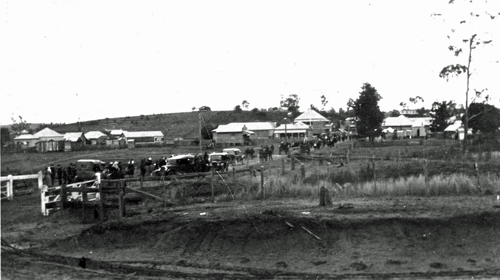 Street scene in Marburg, Ipswich, before the railway line of 1911